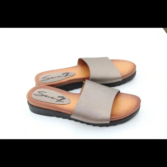 NWOT 7 for all man kind slide sandals - Picture 1 of 8